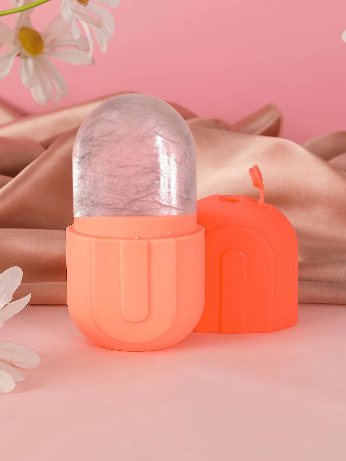 Rouleau glacé pour le visage et les yeux – Massueur facial pour les soins de la peau – Moule à glace en silicone réutilisable pour une peau fraîche et tonifiée.